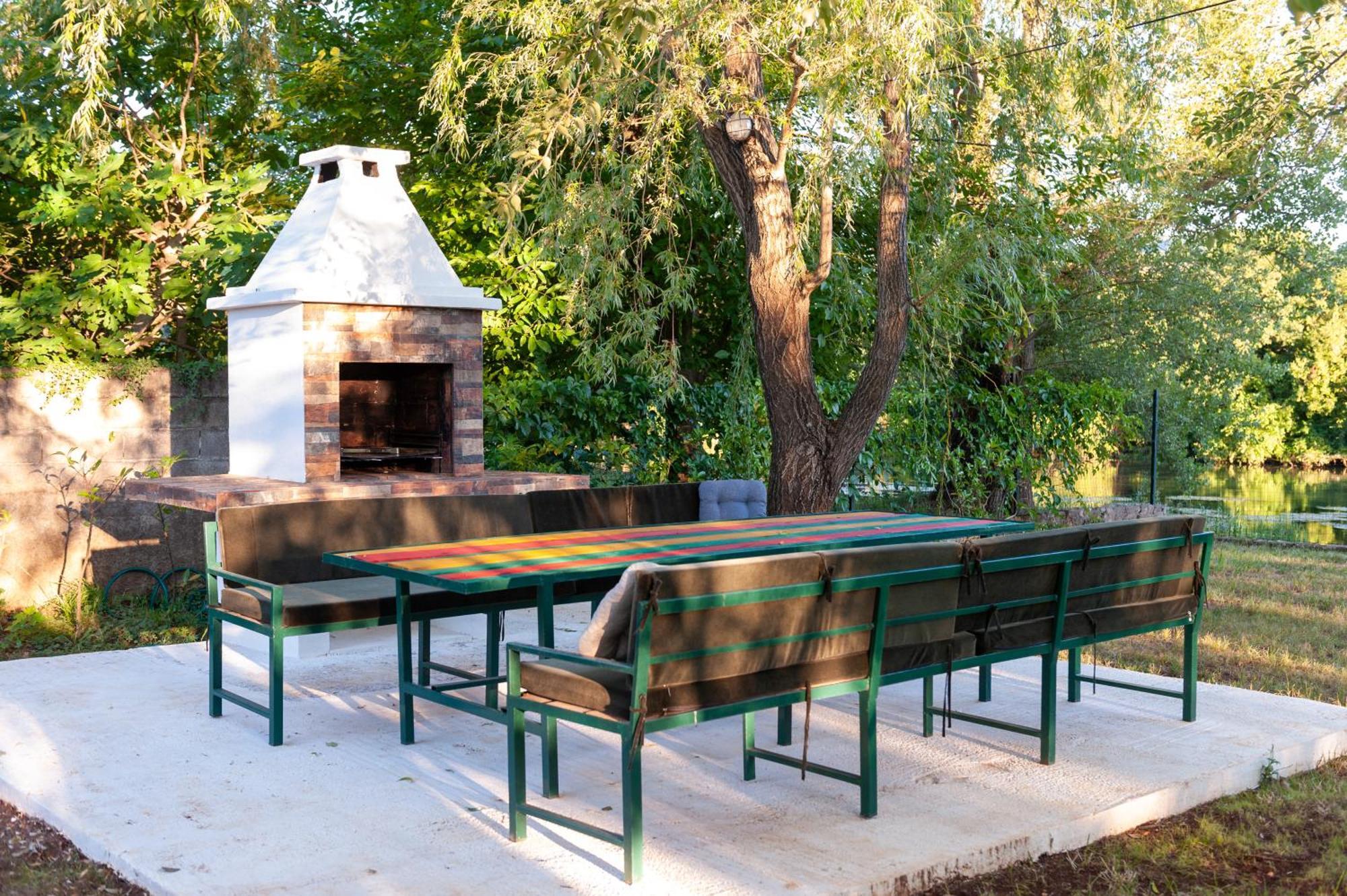 Holiday Homes Fig Blagaj Exterior foto